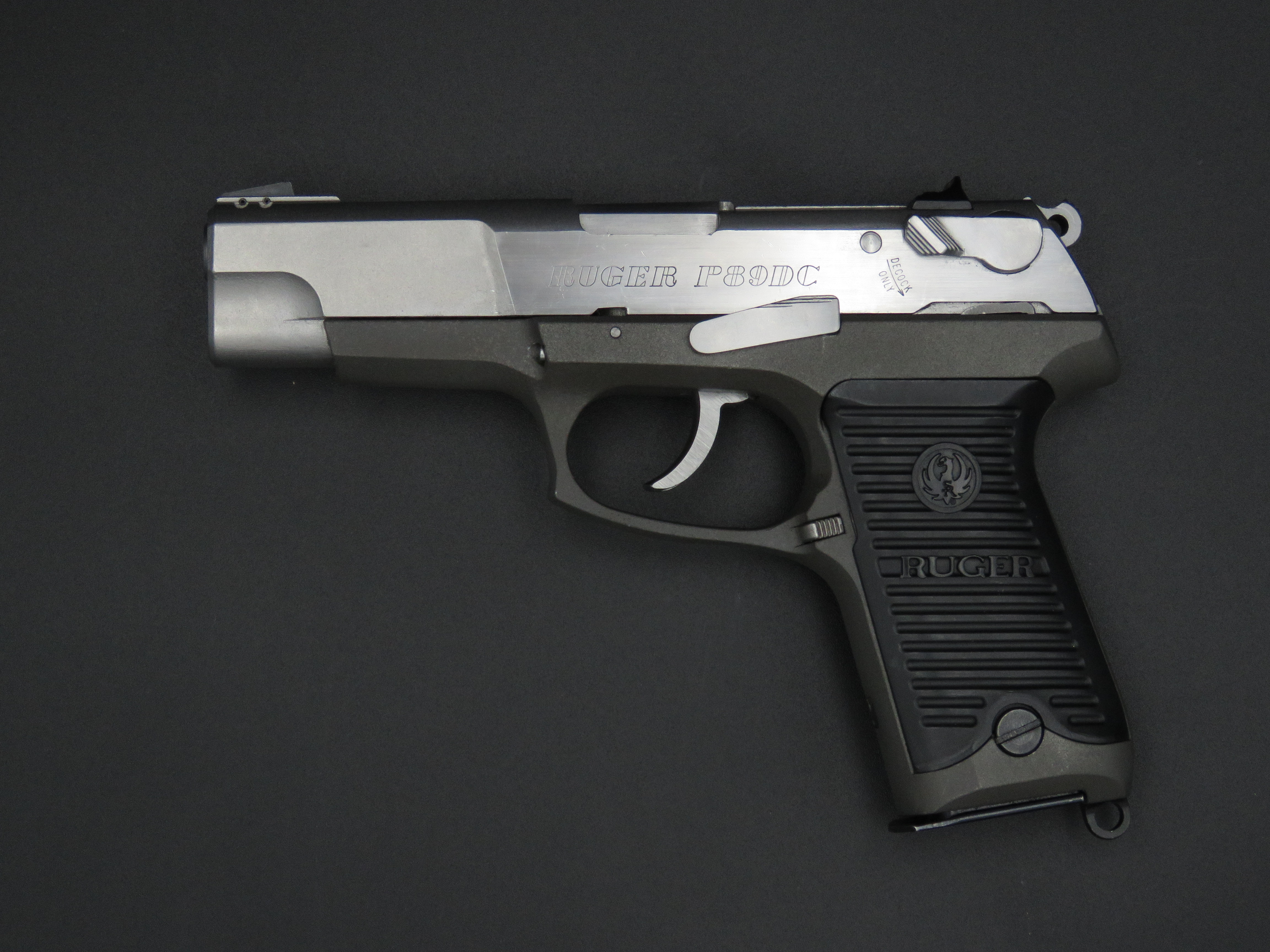 Ruger Mod. P89 DC Cal. 9x19 Picolor